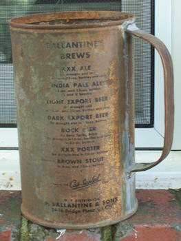 Ballantine Quart Mug.